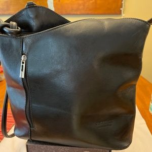 Black leather handbag in great condition. Made and bought in Italy.